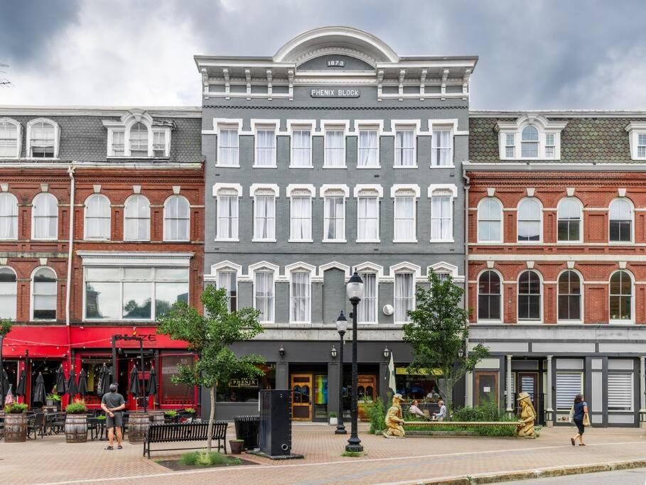 The Phenix Historic Dtwn Hotel, King Bed, Room # 309 Bangor Exterior foto