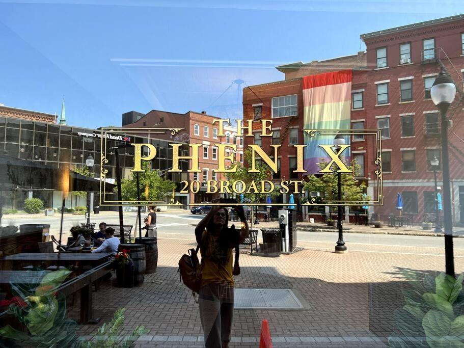 The Phenix Historic Dtwn Hotel, King Bed, Room # 309 Bangor Exterior foto